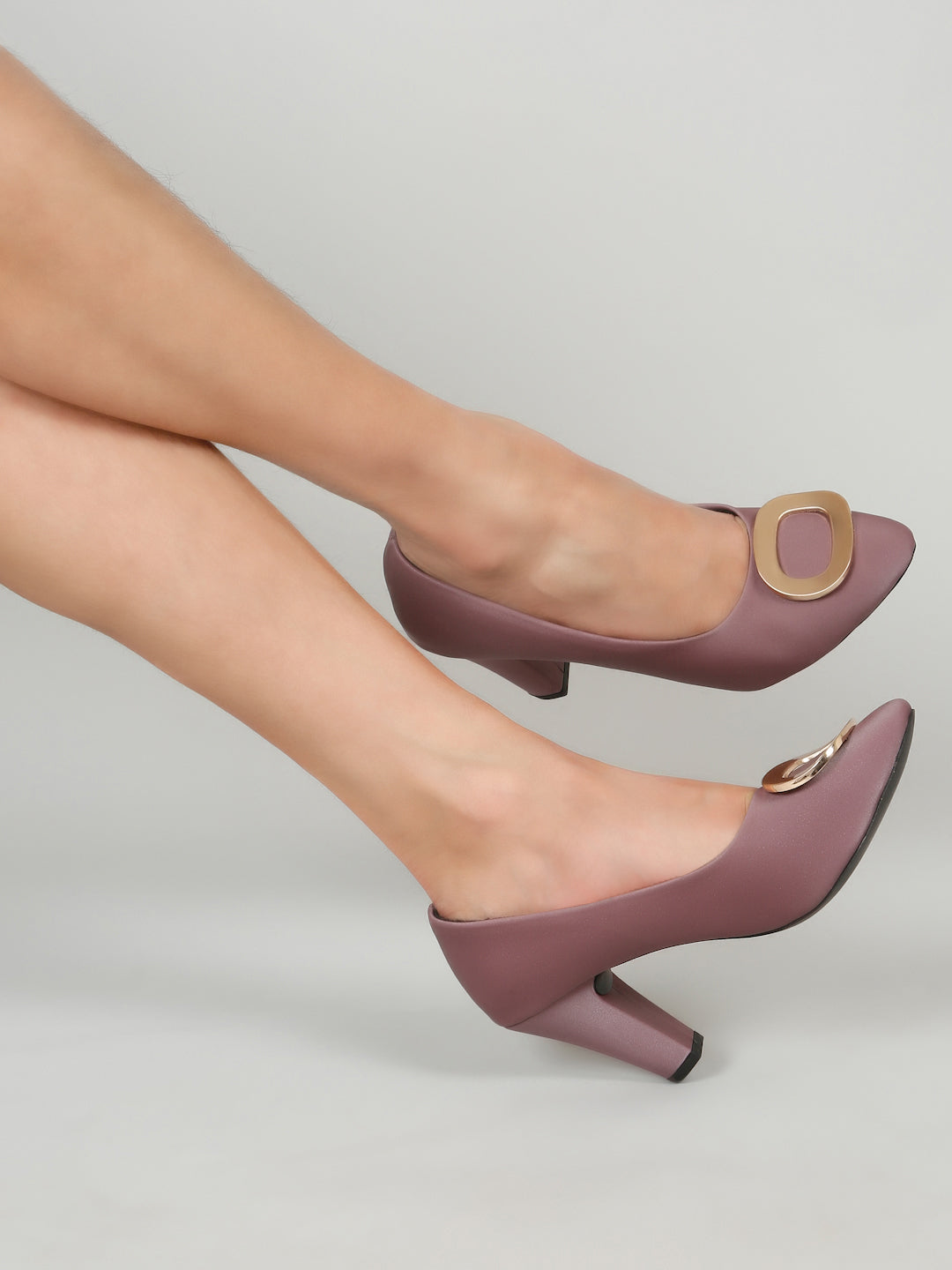 PUMPS-2952