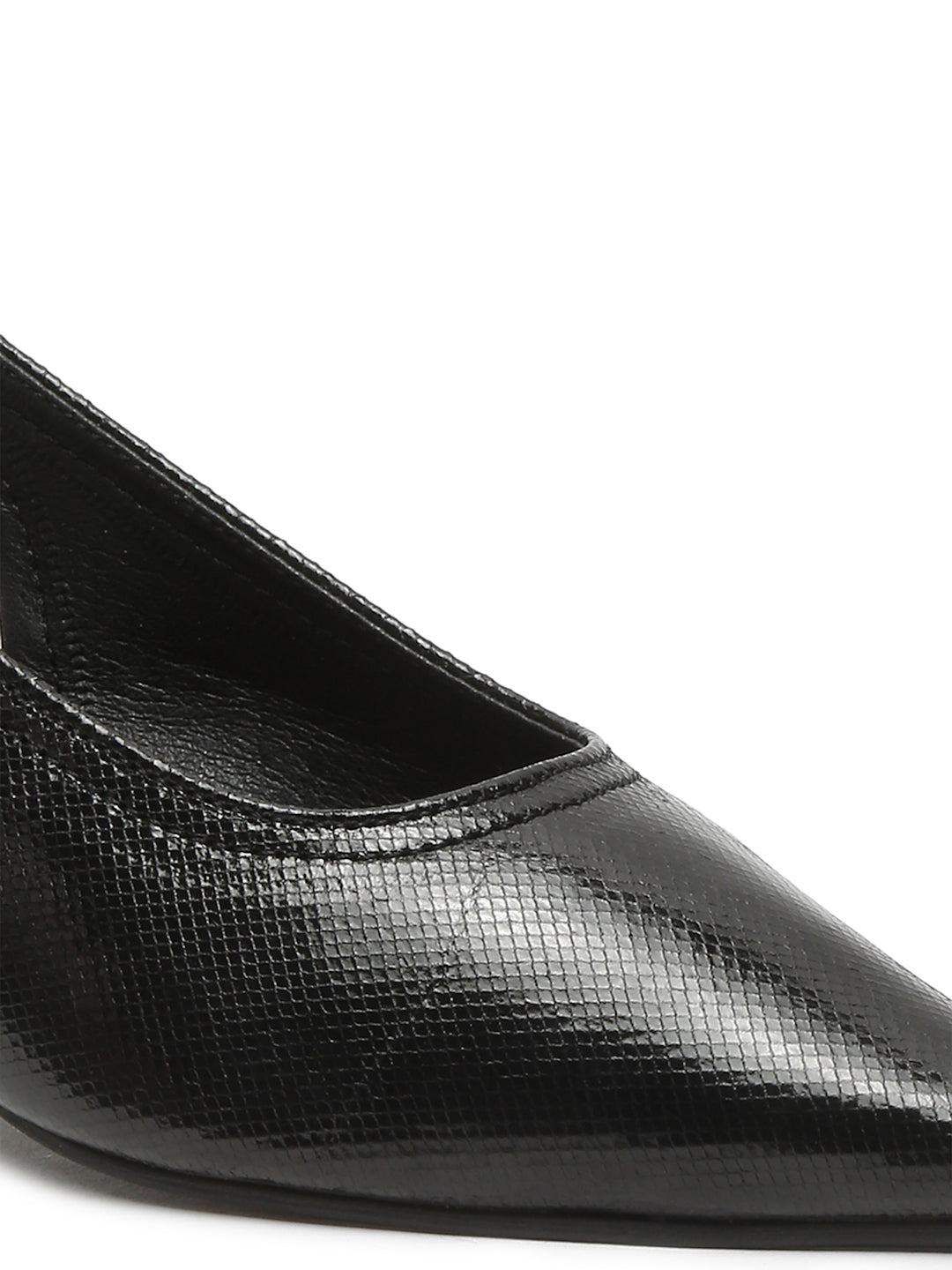 Pumps (5221)