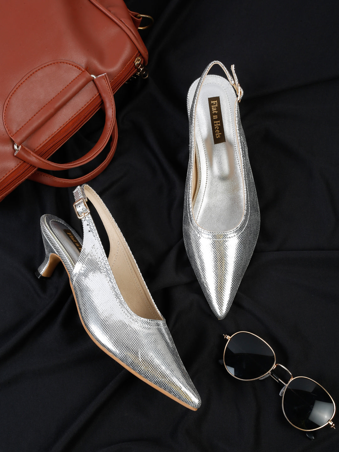 Pumps (5221)
