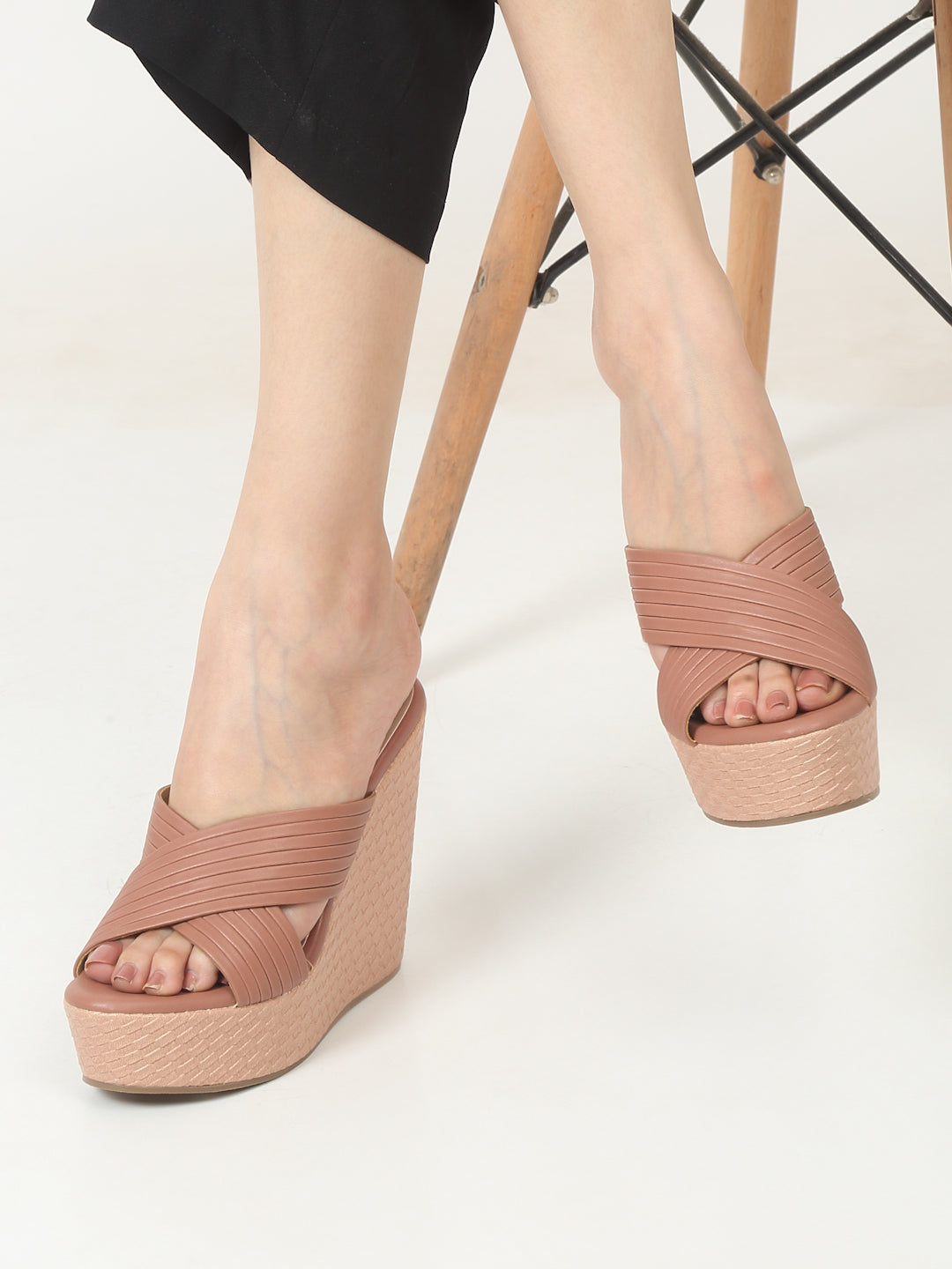 Pumps (7732)
