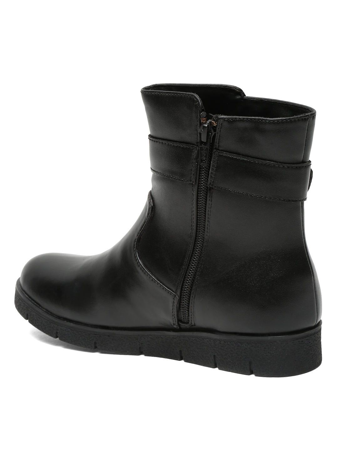 BOOTS B09