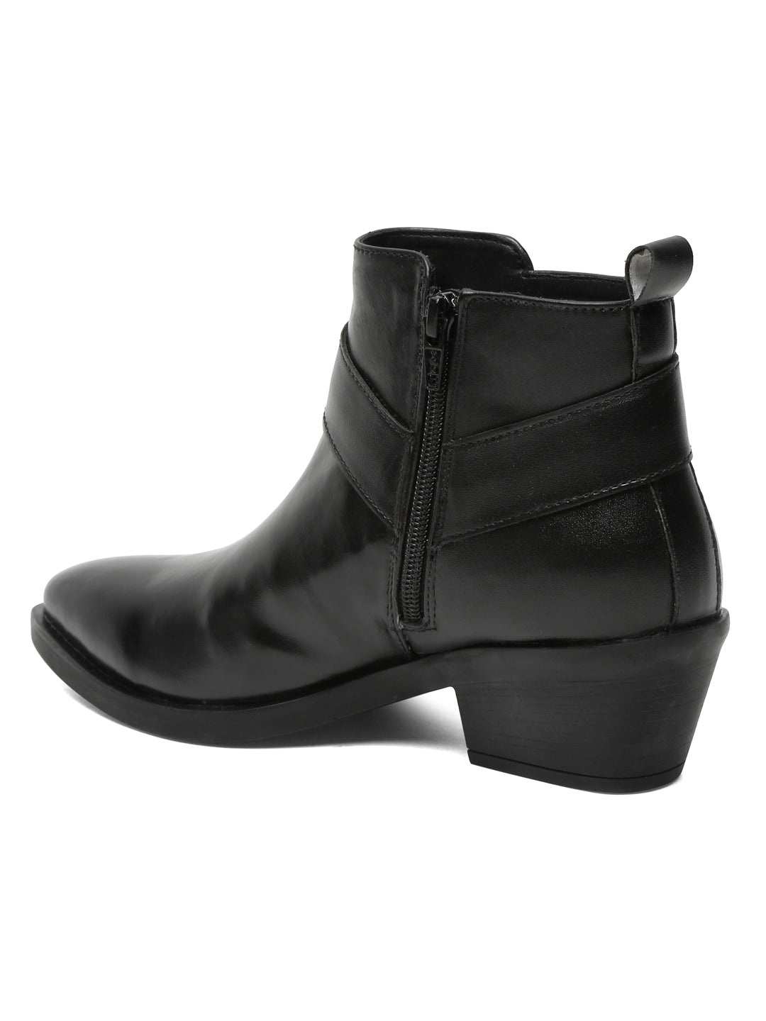 BOOT B506