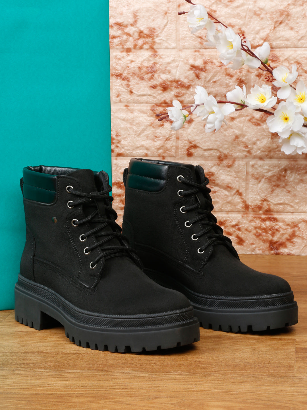 Black Suede Lace-Up Boots with Chunky Sole for Ultimate Comfort and Style