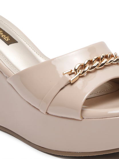 Pumps (7821)