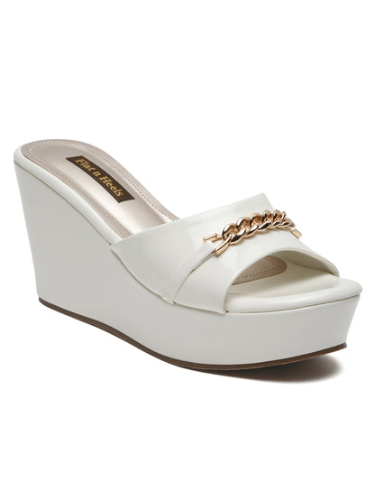 Pumps (7821)