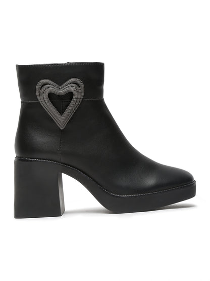 BOOTS B100