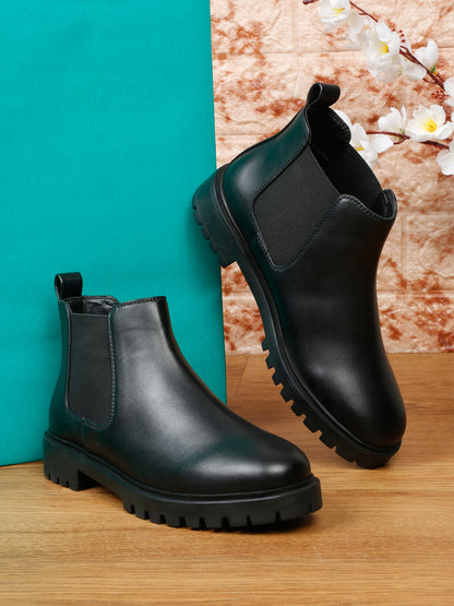 BOOT B365