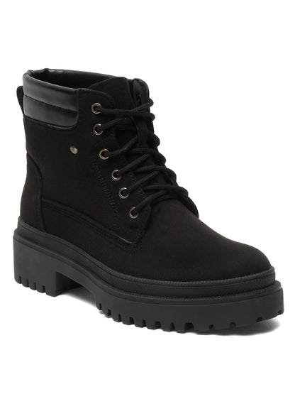 BOOT B504