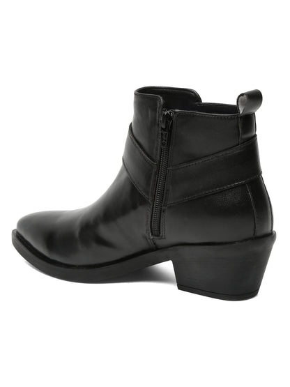 BOOT B506