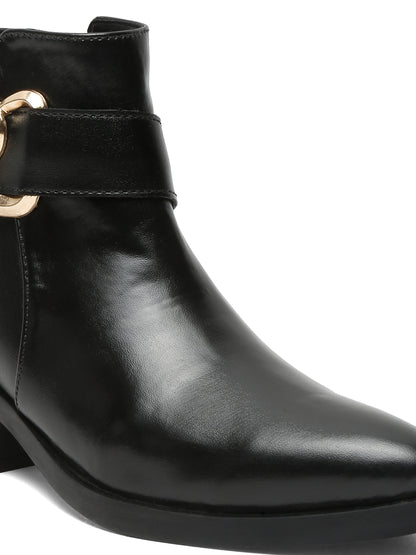 BOOT B506