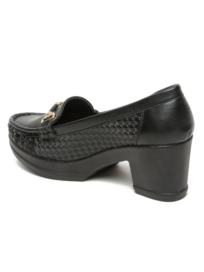 Flat n Heels Women's Black Slip-On Loafers