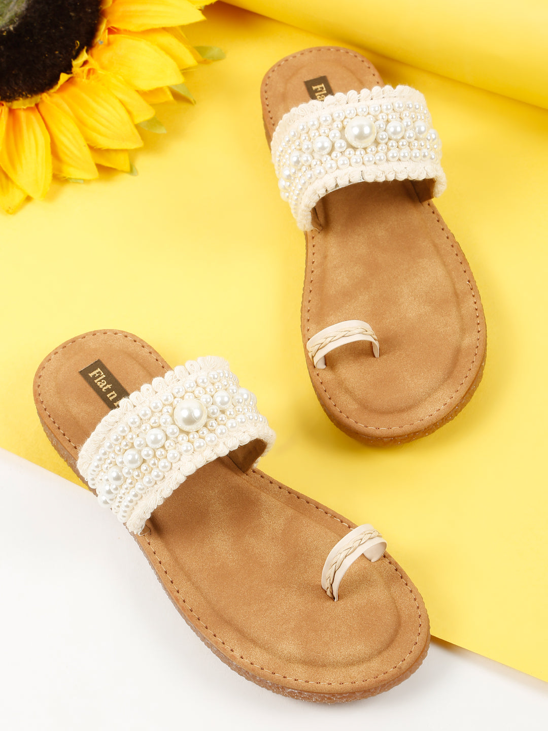 Flats-VR102